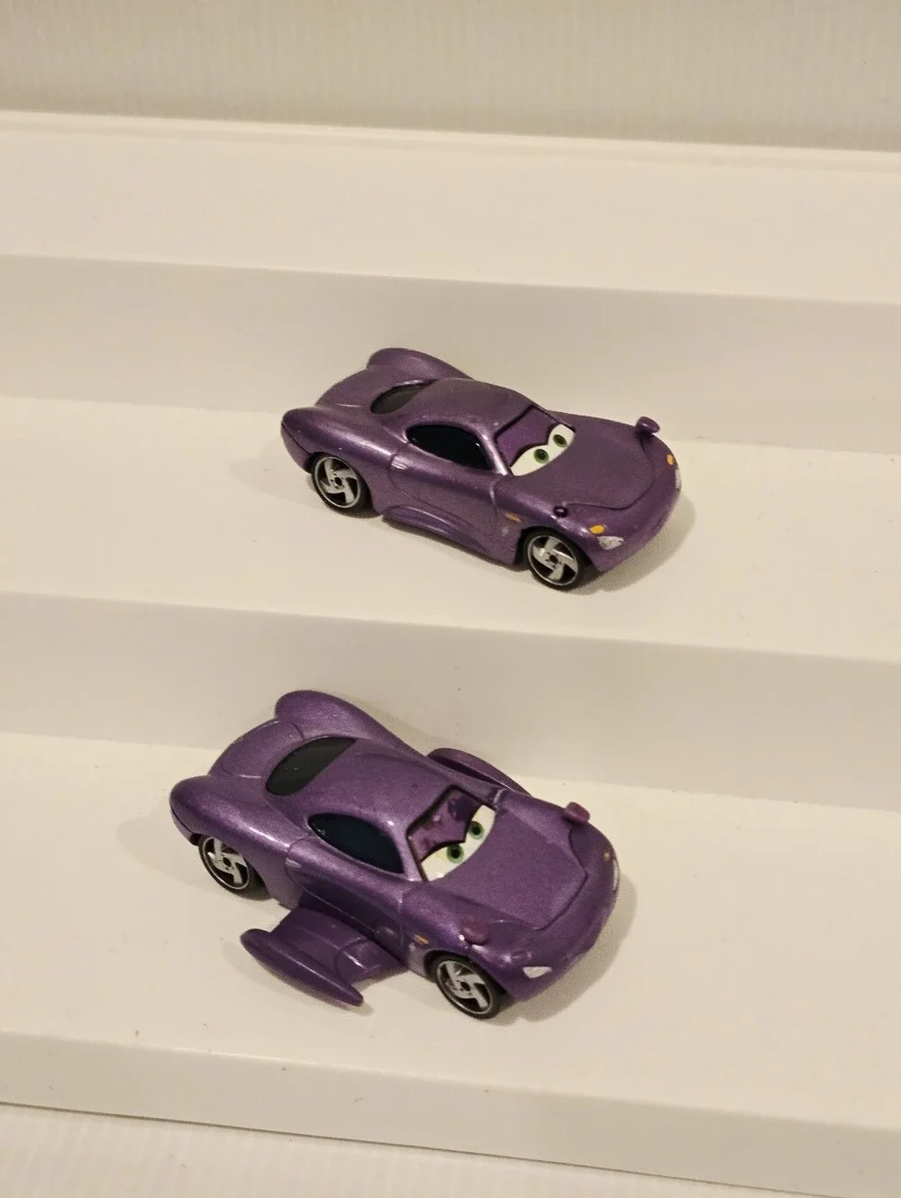 Disney Pixar's cars 2 diecast Holley Shiftwell